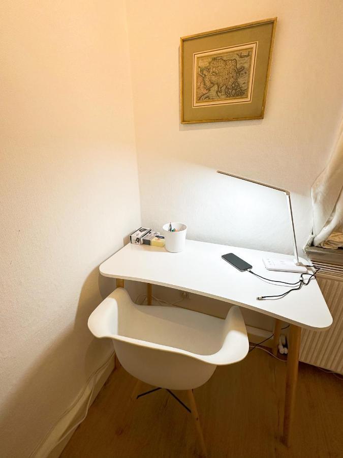 Igo 2 Schlafenzimmer Mit Waschmaschine Trockner Haustier Rheinufer 5min Netflix Disney Plus 17-6 Appartement